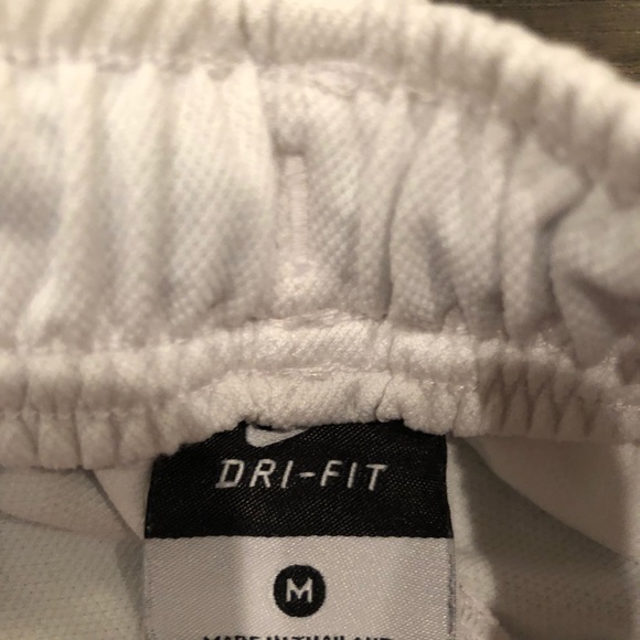 Nike shorts - Picture 3 of 3